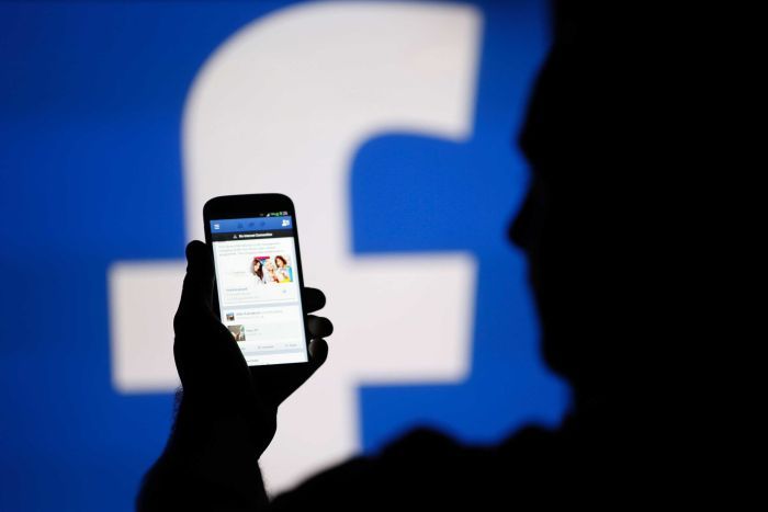 Facebook, Instagram y Whatsapp sufren una caída global