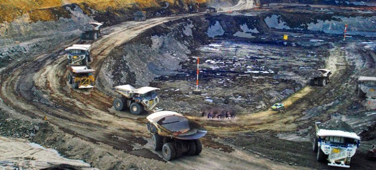 Sector minero reactivó producción en el tercer trimestre del año: carbón, oro y níquel al alza