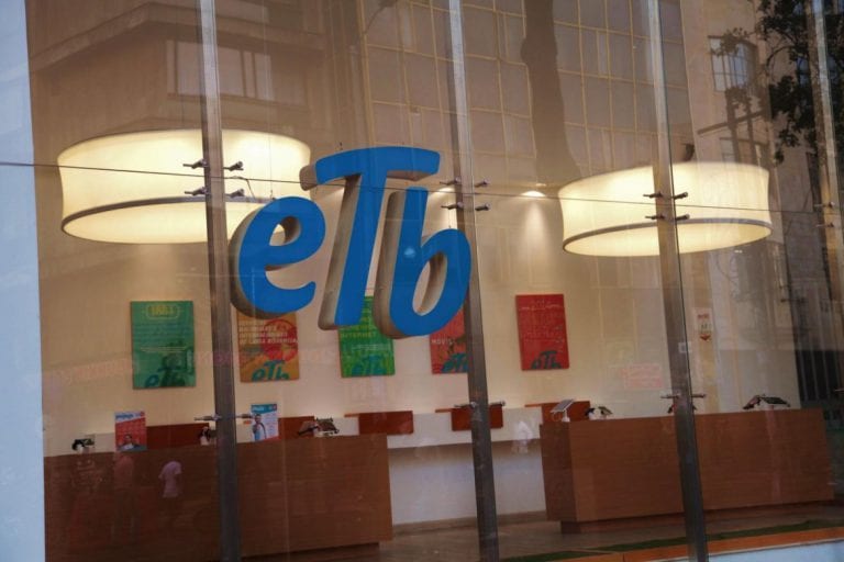 ETB firma convención colectiva tras 20 meses de negociación con sindicato