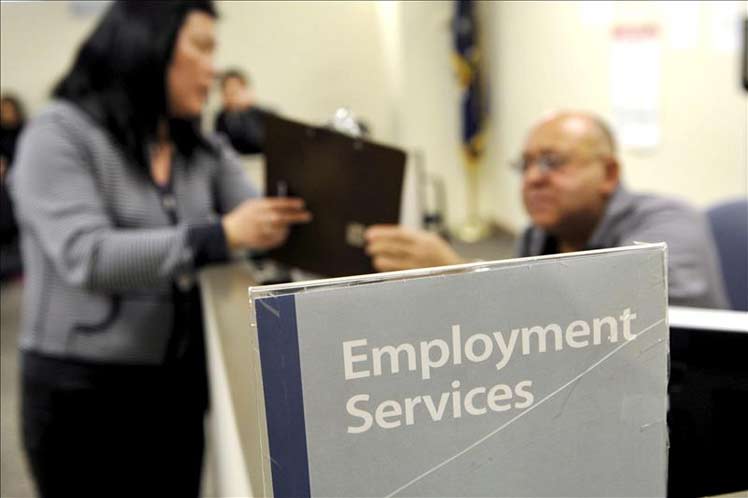 Solicitudes de subsidio por desempleo en EE. UU. caen a su menor cifra desde marzo