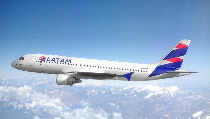 Tráfico de pasajeros de Latam creció 8% en abril