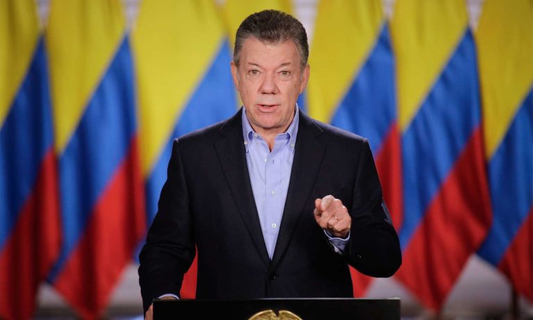 Presidente Santos estima que economía de Colombia crecerá 3% en 2018