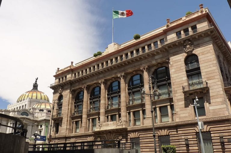 Banco Central de México mantuvo tasa de interés en 8,25%