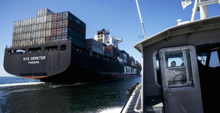 EE. UU. reportó su menor déficit comercial en siete meses