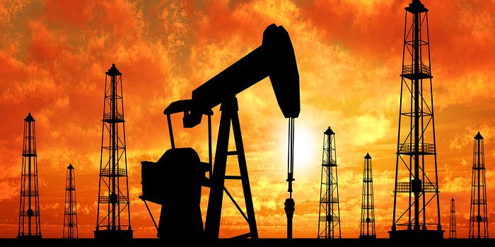 Opep y demás petroleros discuten aumento de producción de crudo
