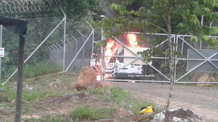 Hombres armados queman vehículo en zona petrolera de Yopal, Casanare