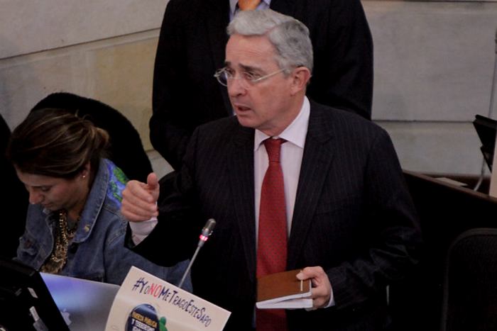 Álvaro Uribe declina aspiración a Presidencia del Senado