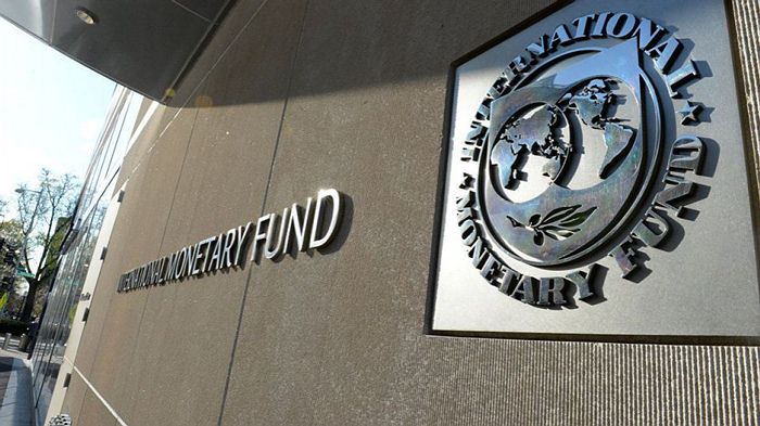 Argentina logra nuevo acuerdo con el FMI y modifica su régimen cambiario