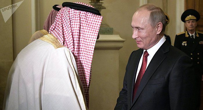 Arabia Saudita y Rusia subirán el bombeo de crudo y notificaron a EE. UU.