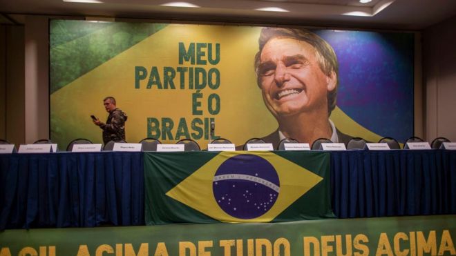 Bolsonaro ganaría Presidencia de Brasil en segunda vuelta, según encuesta