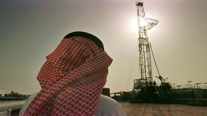 Arabia Saudita considera reducir producción de crudo hasta 1,4 millones de barriles diarios