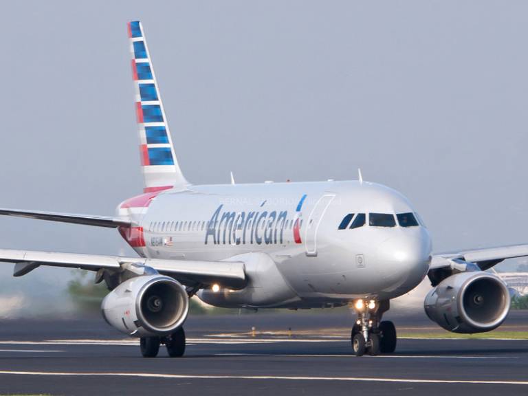 American Airlines suspendió vuelos hacia Venezuela