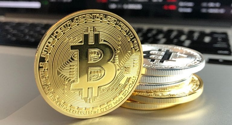 Bitcoin cae 74% en lo corrido del 2018