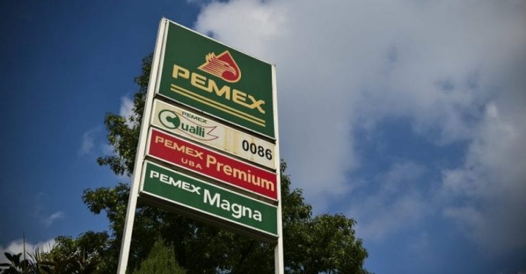 Se desplomó en enero la producción petrolera de Pemex