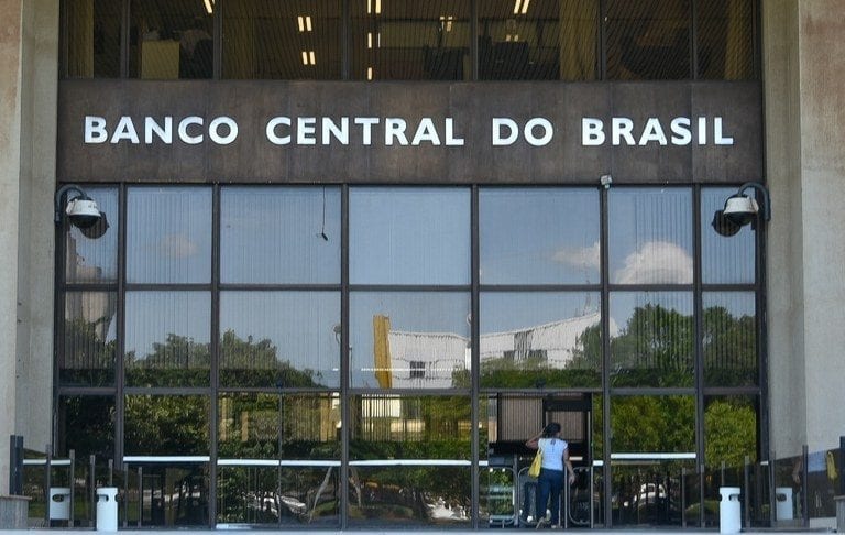 Banco Central de Brasil redujo el pronóstico del PIB a 2,0% para 2019; mantuvo proyección de inflación en 3.9%