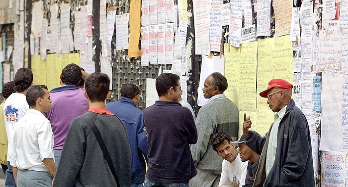 La tasa de desempleo en Brasil cae a 12,5%