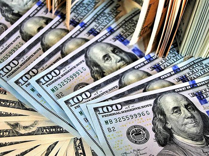 Dólar cierra por encima de $3.250, su precio más alto desde diciembre de 2017