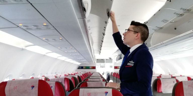Latam Airlines Colombia abre convocatoria para contratación de tripulantes de cabina