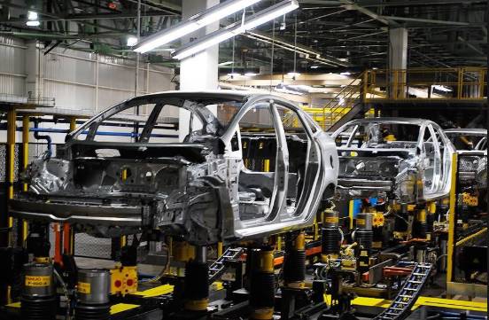 Producción y exportaciones automotrices en México bajaron en febrero