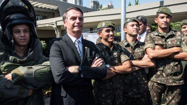 Ahorros de reforma pensional militar en Brasil ascienden a US$$ 3.429 millones en 10 años