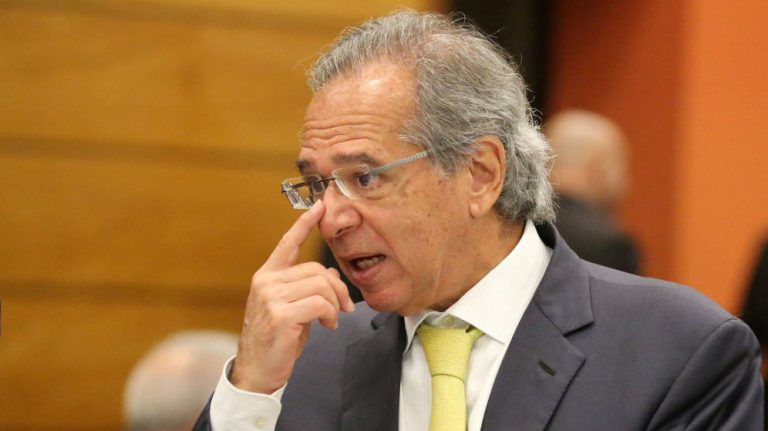 Ministro de Economía de Brasil admite que el Congreso cambiará reforma de las pensiones