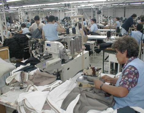 En febrero, producción real de industria manufacturera aumentó 2,8%