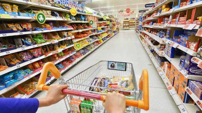 Volumen de consumo masivo bajó 0,4% en primer bimestre de 2019