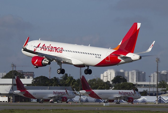Avianca Holdings retira derecho de uso de su marca a filiales de Synergy en Argentina y Brasil