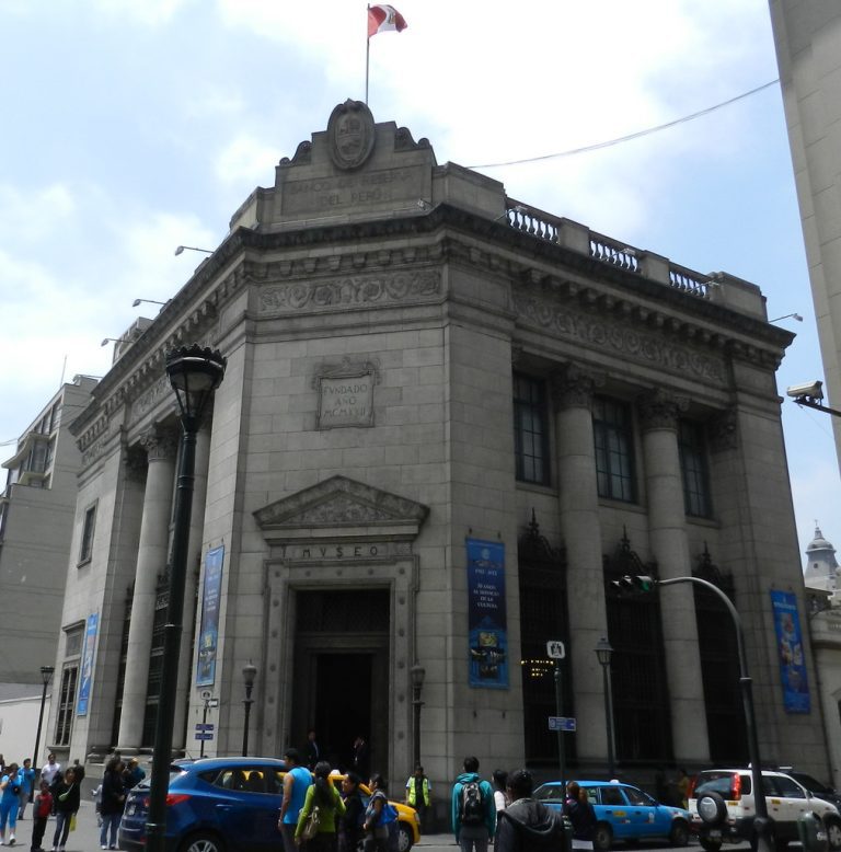 Banco Central de Perú baja estimación de crecimiento de Perú para 2019 y mantiene la de 2020