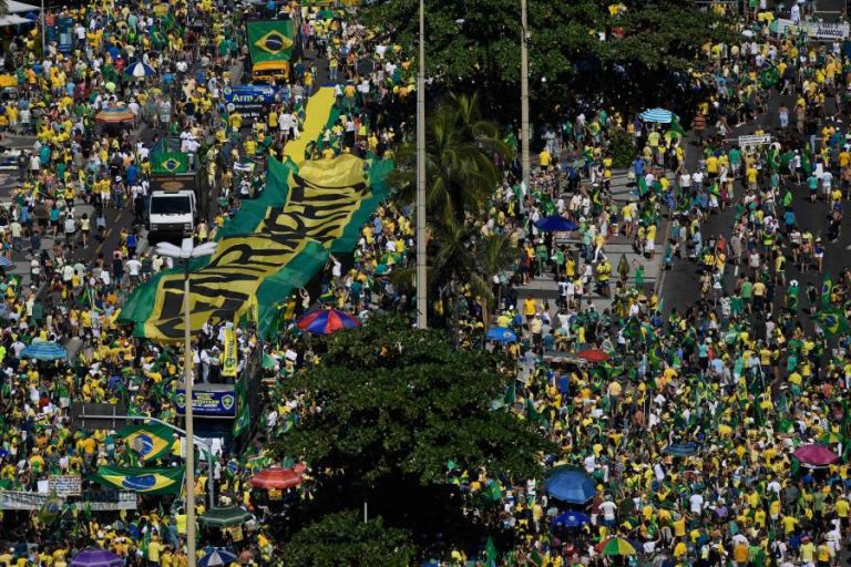El apoyo popular a la reforma pensional aumenta en Brasil