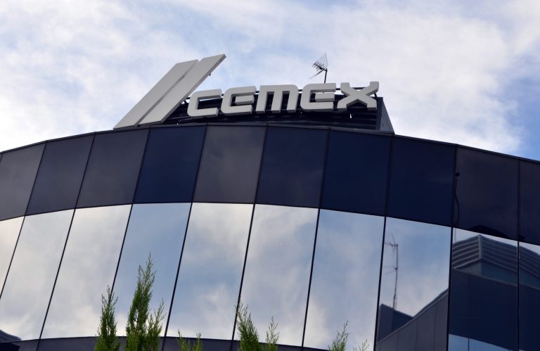 Bancolombia retira cobertura de acción de Cemex Latam Holdings