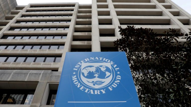 FMI recomienda a bancos centrales bajar tasas y aportar liquidez para hacer frente a volatilidad