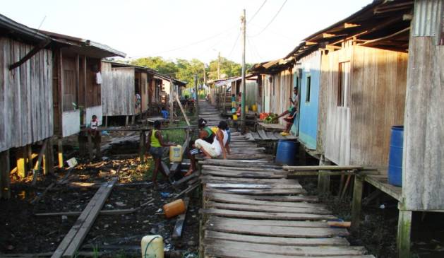 Subió pobreza multidimensional en Colombia; Guainía, Vaupés y Vichada, los de mayor pobreza