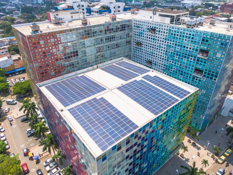 El edificio Vida de Cali se iluminará con energía solar de Celsia