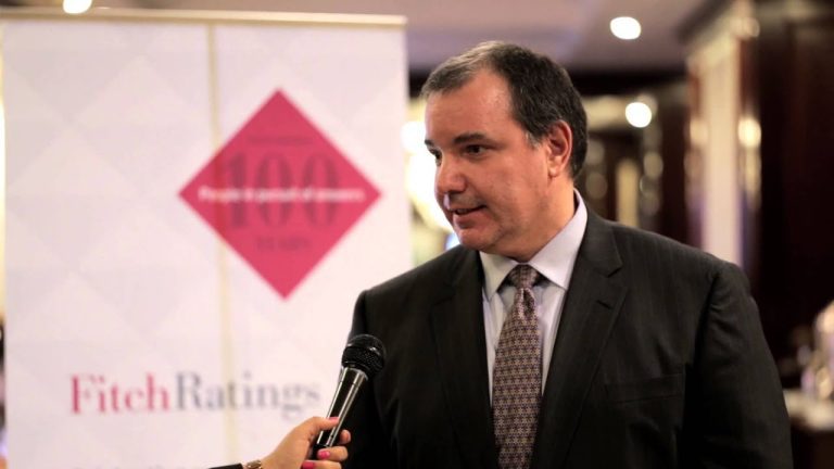 Fitch Ratings reitera que Colombia pierde credibilidad por cambios constantes en sus metas fiscales