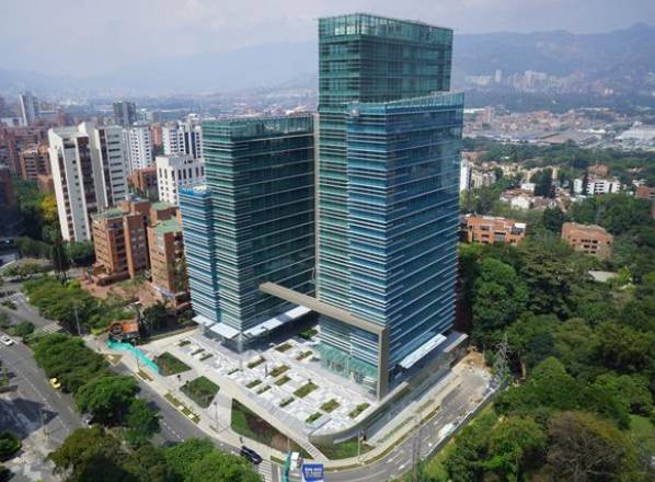 El PEI compró edificio One Plaza en Medellín por $6.664 millones