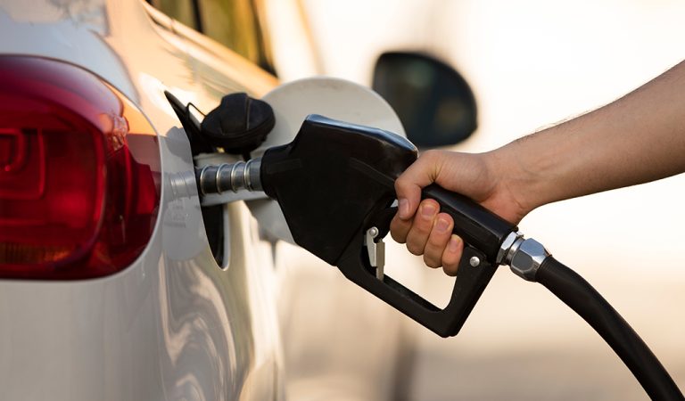 Precio de la gasolina bajará levemente en febrero; el del Acpm se mantendrá