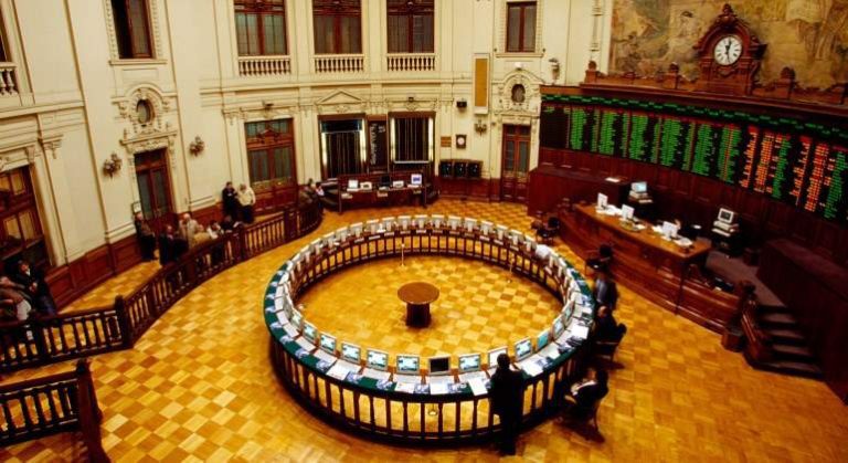 La Bolsa de Santiago de Chile acumula desplome de 12,5% desde inicio de crisis social