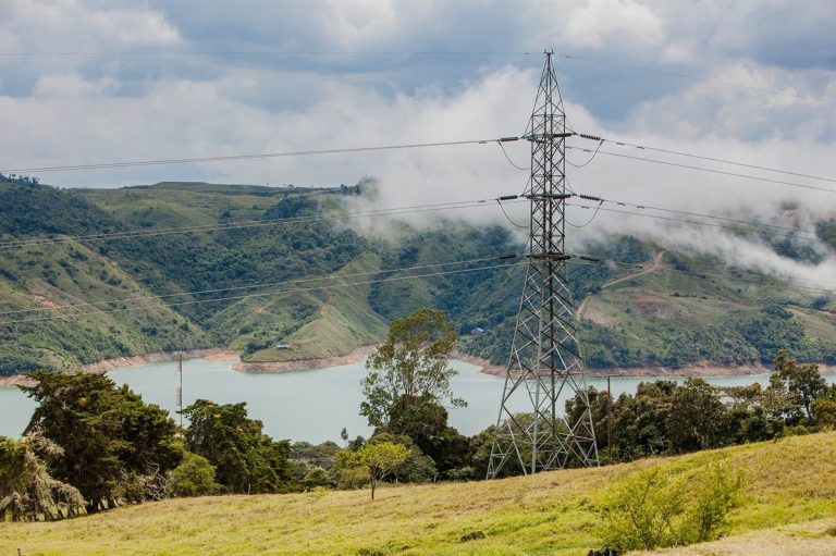 Celsia invierte más de $128.000 millones para mejorar prestación del servicio de energía en Valle del Cauca