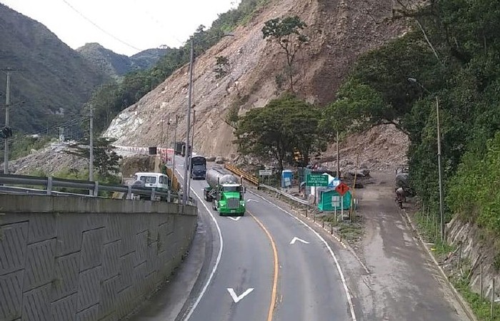 Habrá licitación para nuevo viaducto en vía Bogotá-Villavicencio; No se suspenderá tránsito