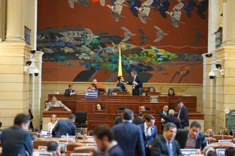 Plenaria de la Cámara de Representantes levantó la sesión; debate de la tributaria continúa el viernes