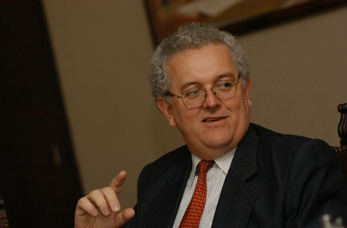 Codirector Ocampo renunciaría a la Junta Directiva del Banco de la República
