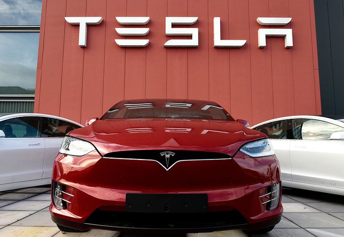 Tesla, el fabricante de autos de mayor valor en el mundo