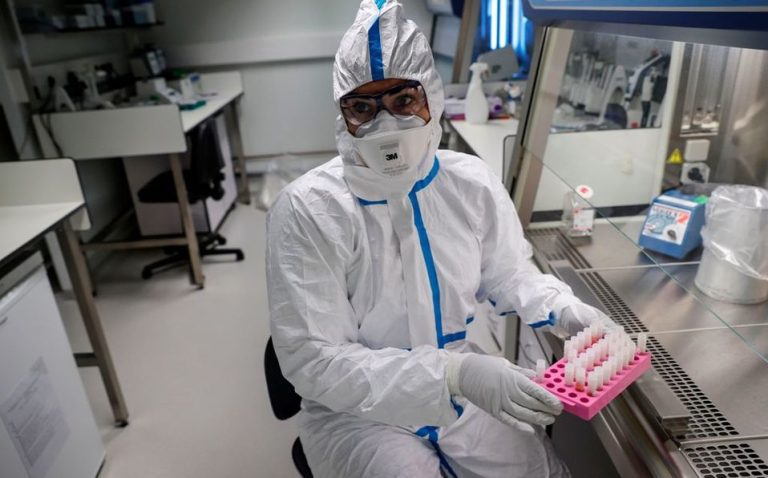Producción masiva de vacuna china contra coronavirus iniciaría este año