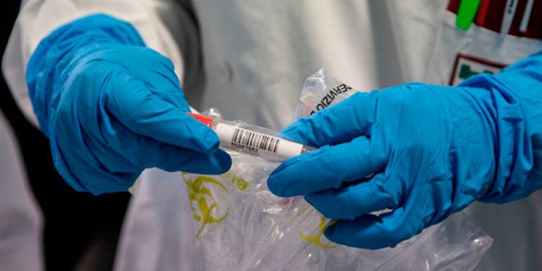 Colombia reporta tercer fallecido por coronavirus; más de 6.000 casos descartados