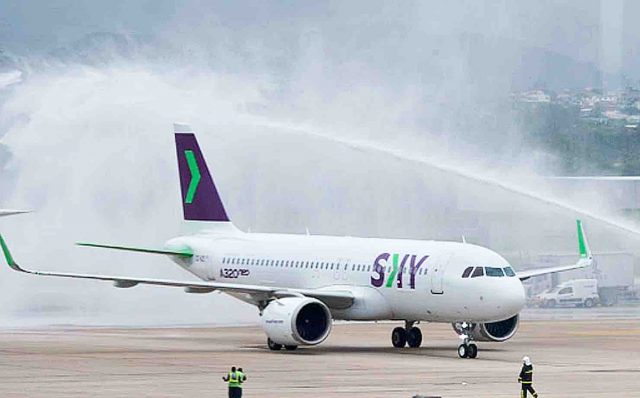 Aerolínea Sky suspenderá operaciones hasta el primero de mayo por coronavirus