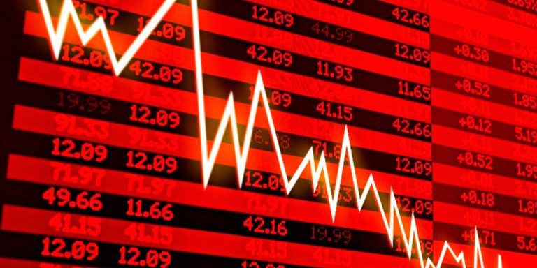 Premercado | Bolsas globales cierran semana a la baja ante nuevos rebrotes de Covid-19