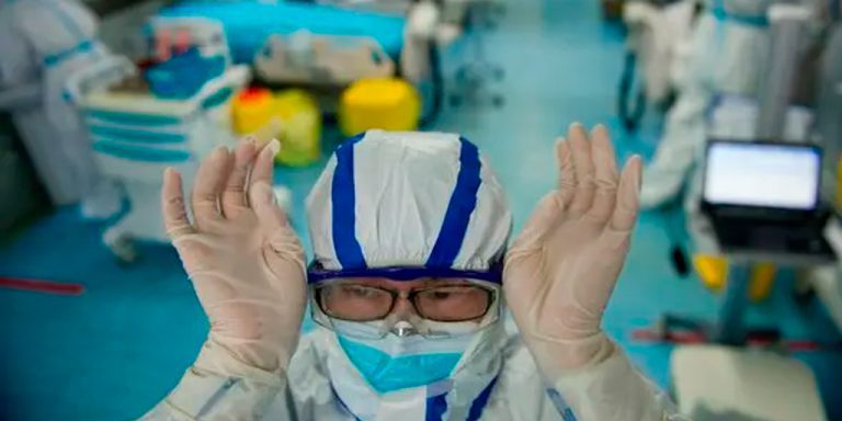 Pekín extrema confinamiento por rebrote del coronavirus