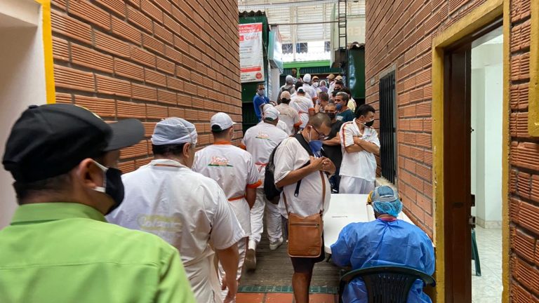 Ordenan cierre de Plaza Minorista en Medellín por Covid-19; se afectarían 10.000 comerciantes