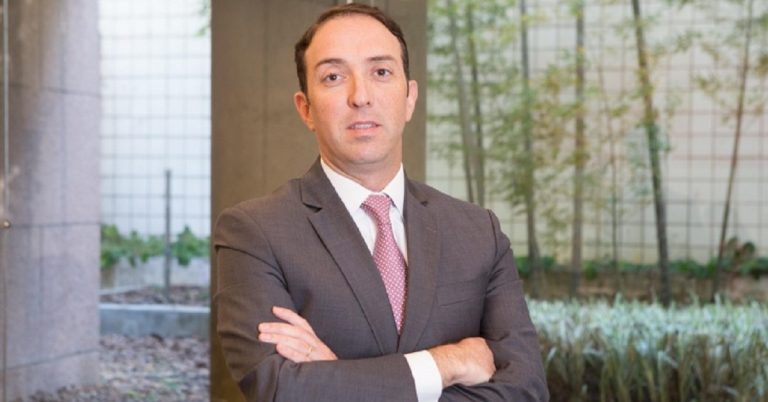 Presidente del banco Itaú en Colombia dejará su puesto en noviembre